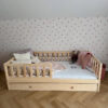Tapeta serca na ścianę do pokoju dziewczynki